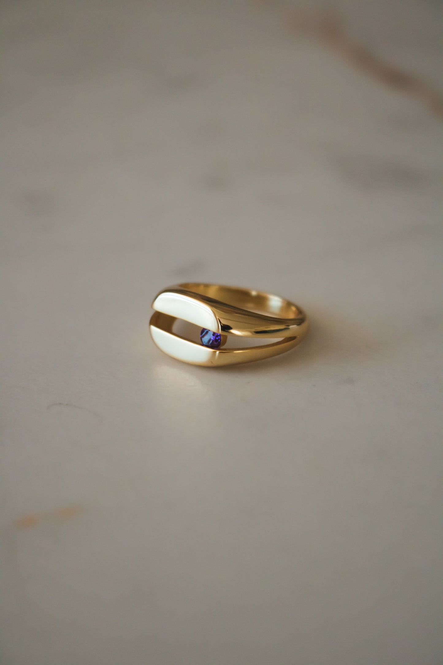 DIVIDED Anillo