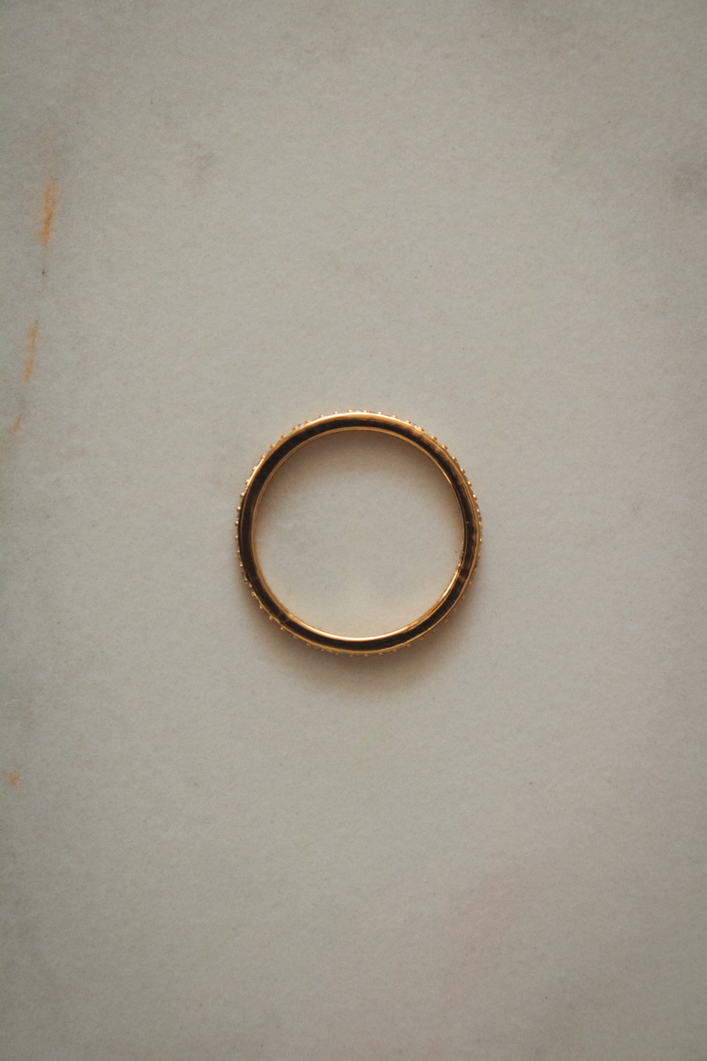 VIRTUE Anillo de plata rodiada