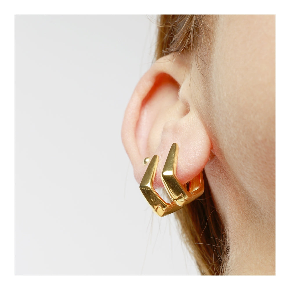 PENTAGON Pendientes con baño de oro 18k